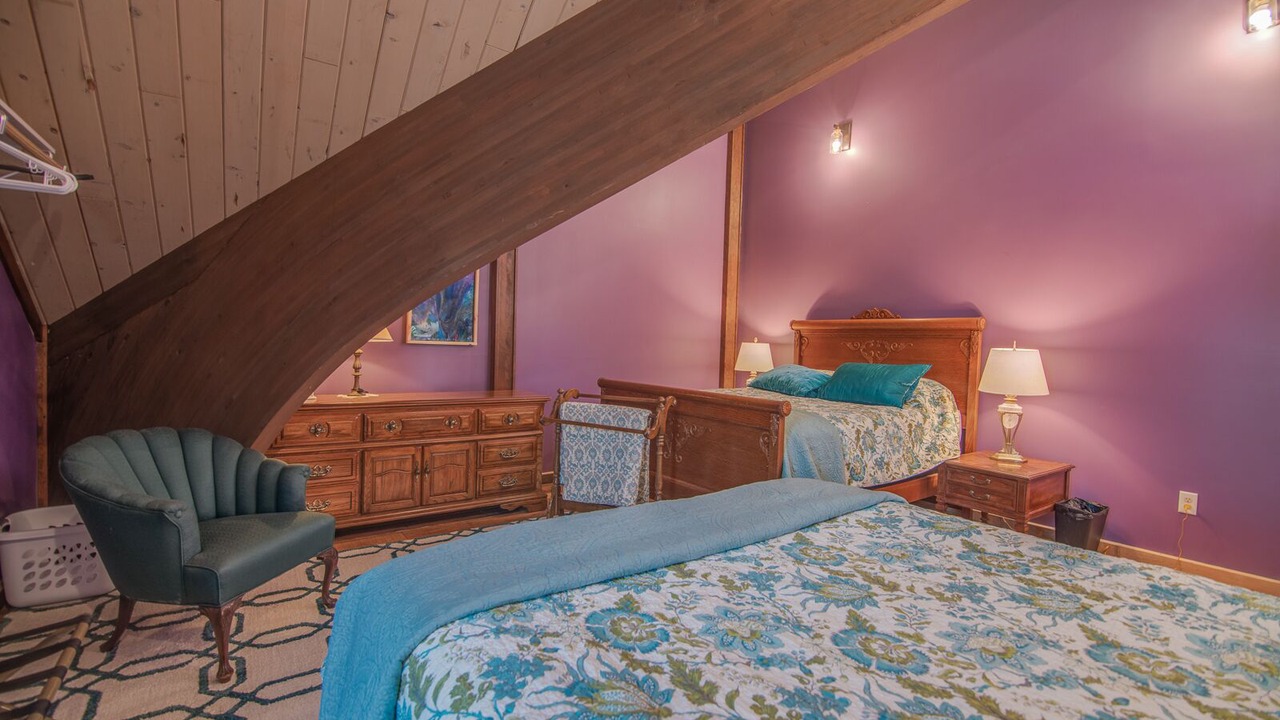 Photo of Bedroom in Clear Lake
