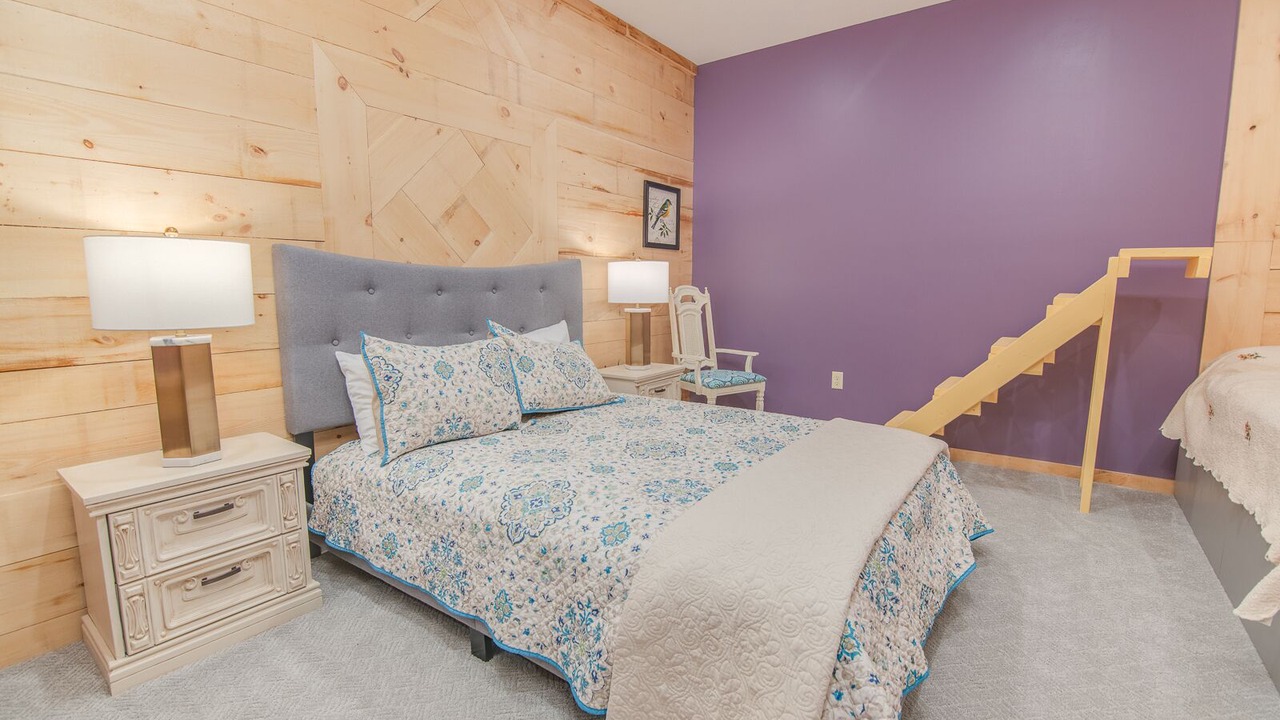 Photo of Bedroom in Clear Lake