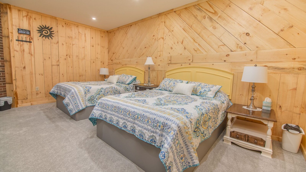 Photo of Bedroom in Clear Lake