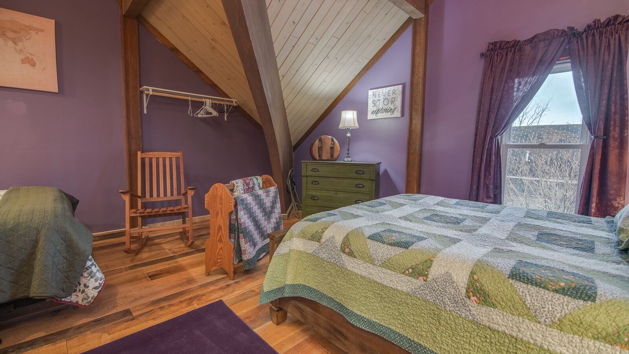 Photo of Bedroom in Clear Lake