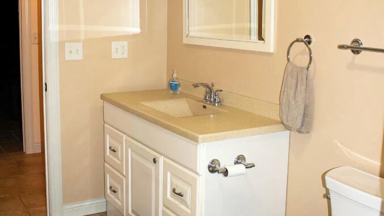 Photo of Bathroom in Houston County