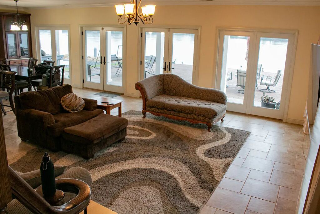 Photo of Livingroom in Houston County