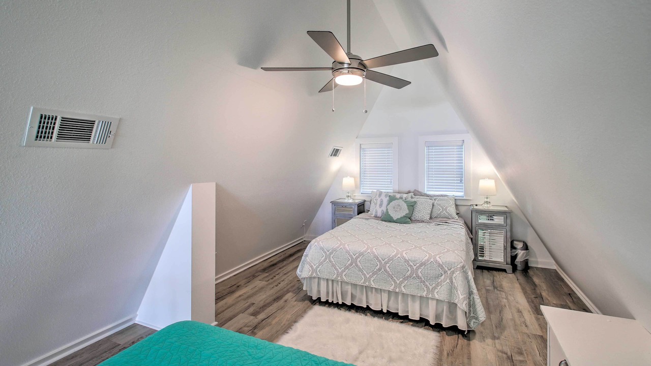 Photo of Bedroom in Lake Hamilton