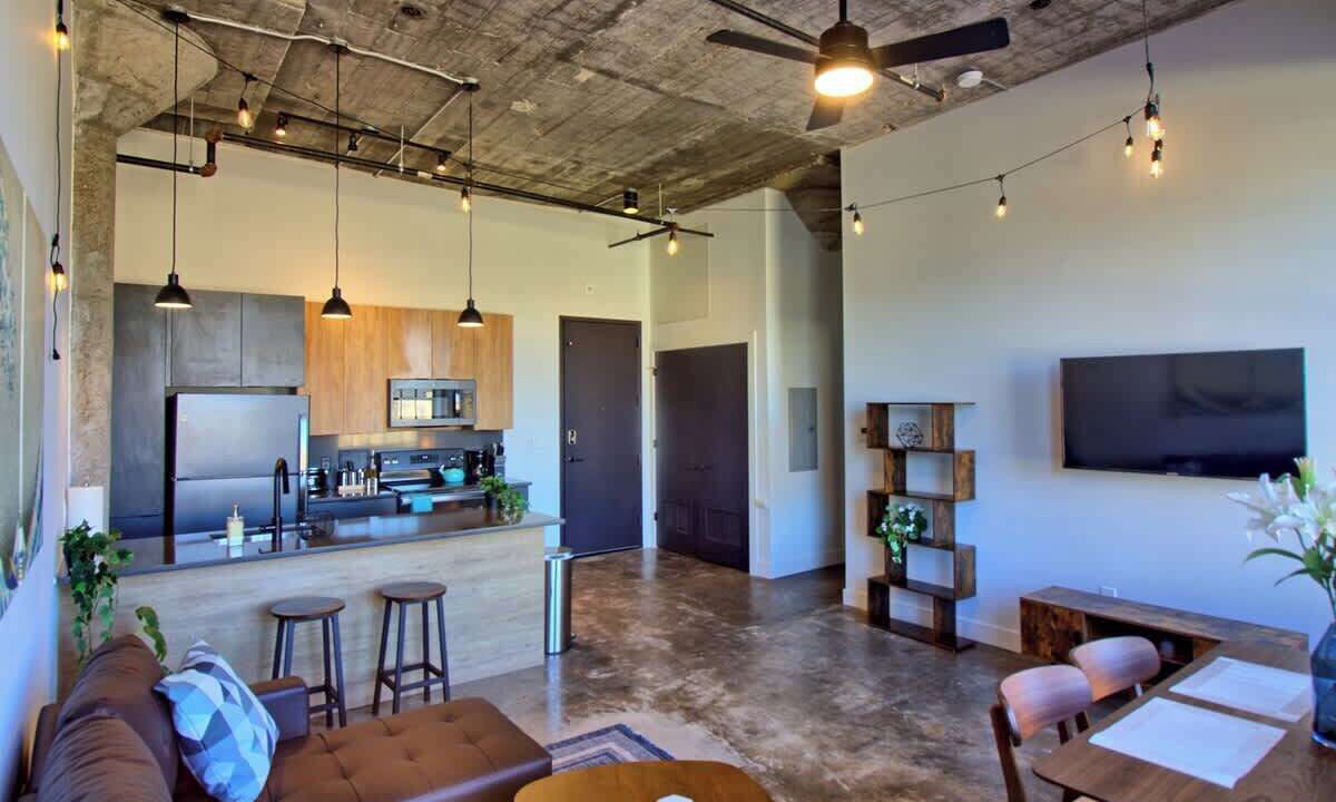 Photo of Livingroom in Midtown