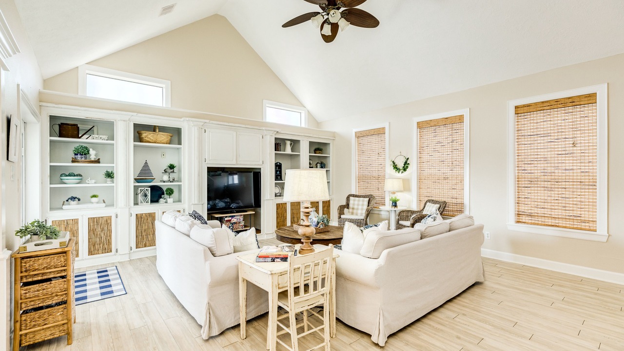 Photo of Bedroom in Terramar Beach