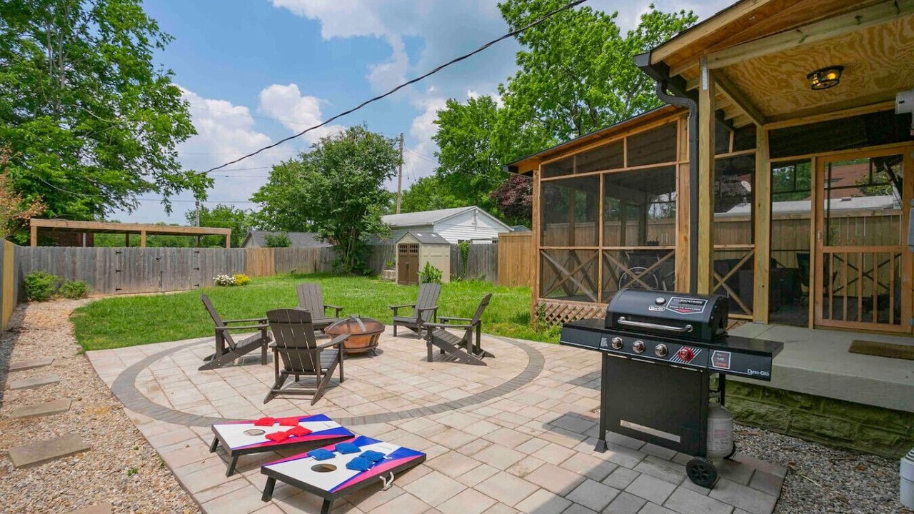 Photo of Outdoor in Shelby Hills