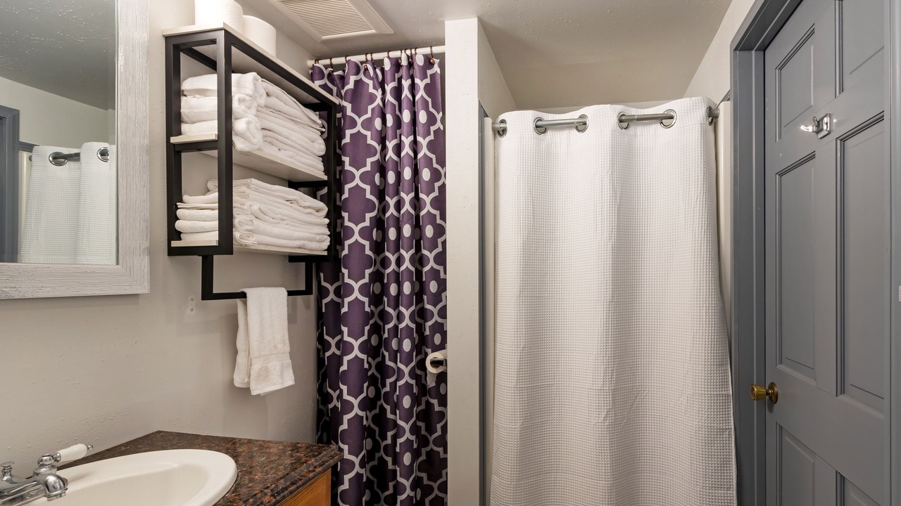 Photo of Bathroom in Palmer