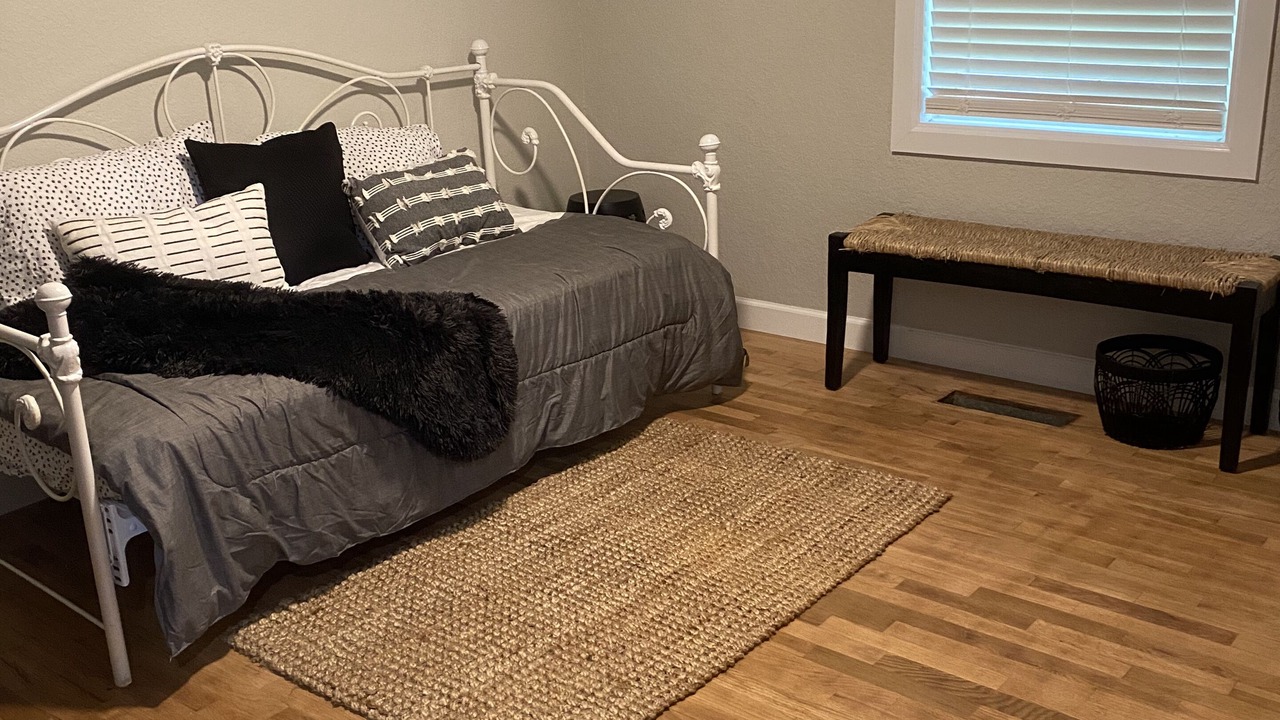 Photo of Bedroom in Greenwood