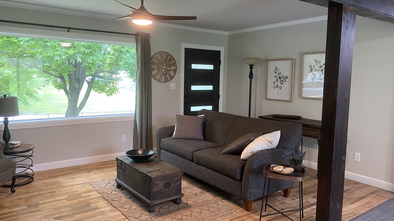 Photo of Livingroom in Greenwood