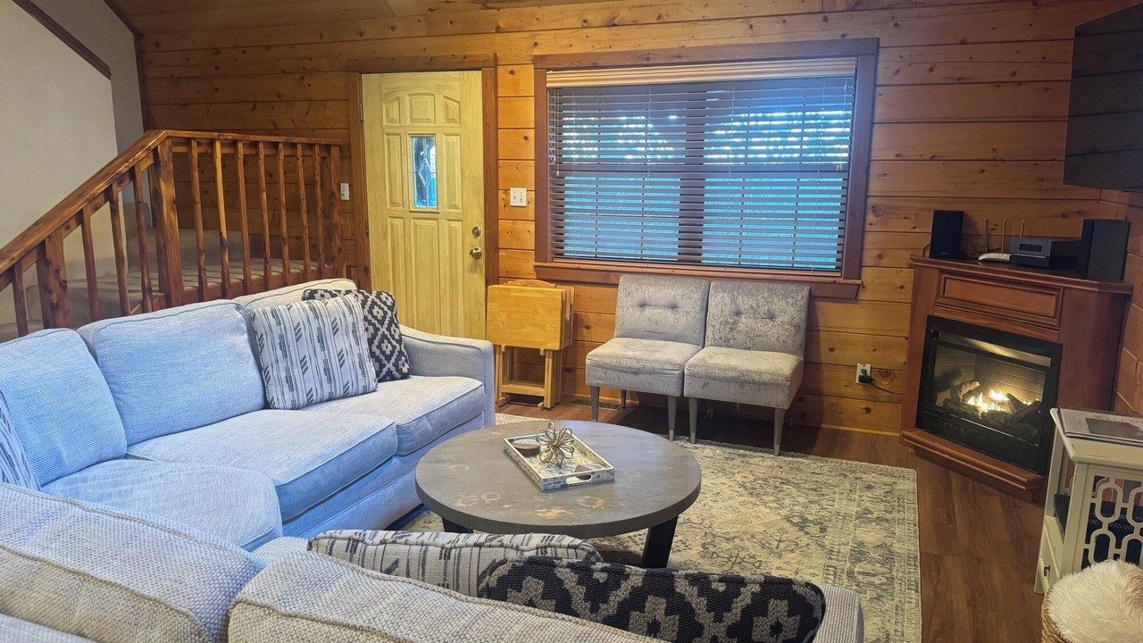 Photo of Livingroom in Eureka Springs Historic District