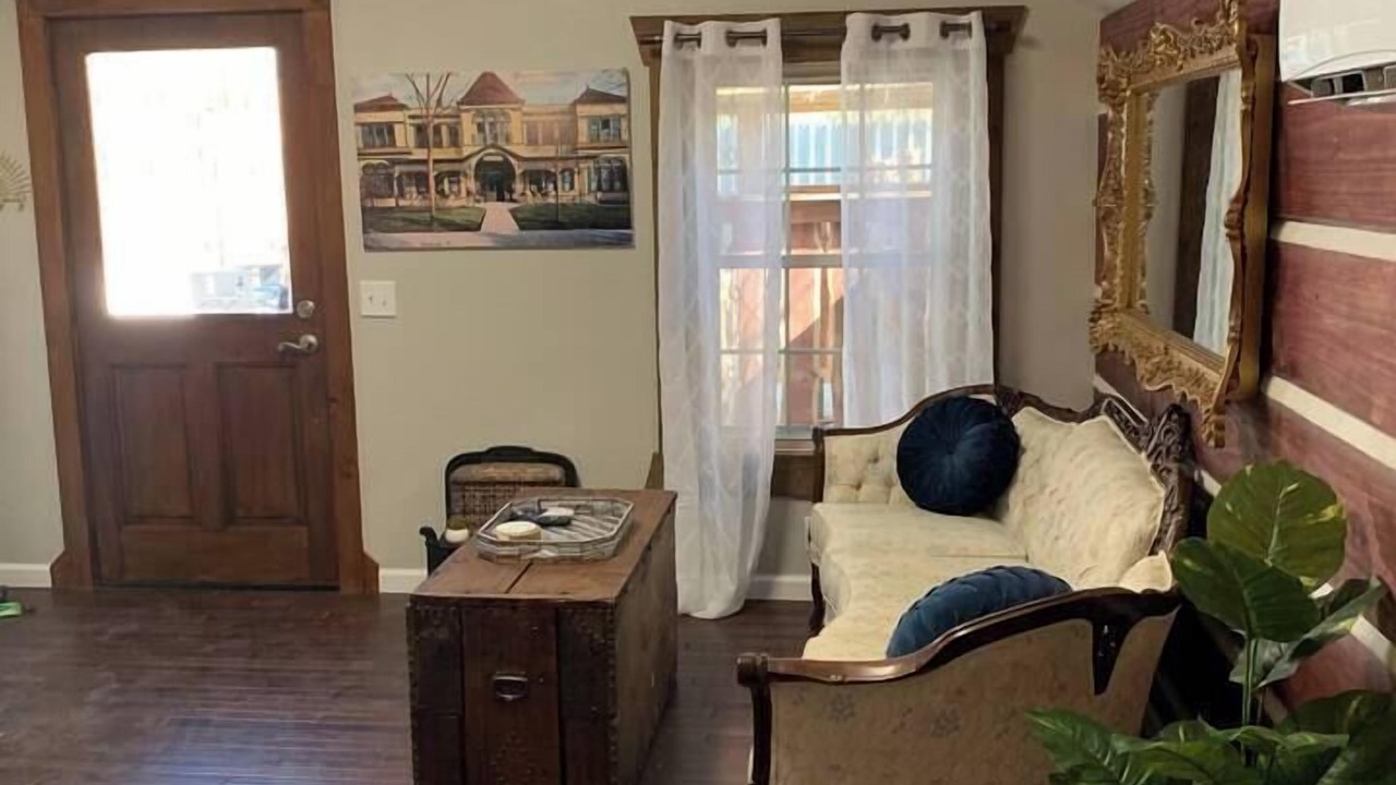 Photo of Livingroom in Hot Springs