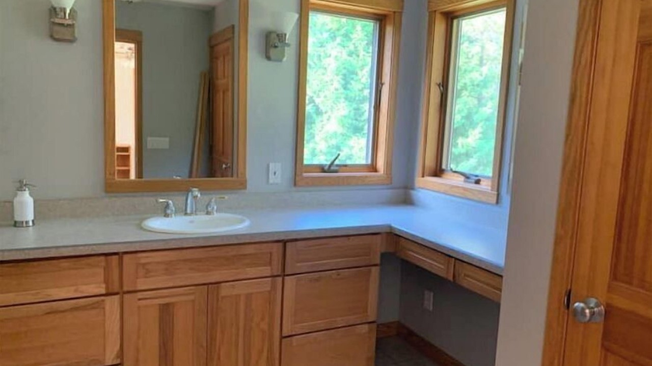 Photo of Bathroom in Edmund