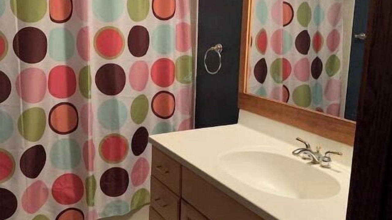 Photo of Bathroom in Edmund