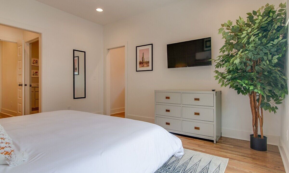 Photo of Bedroom in Greenwood