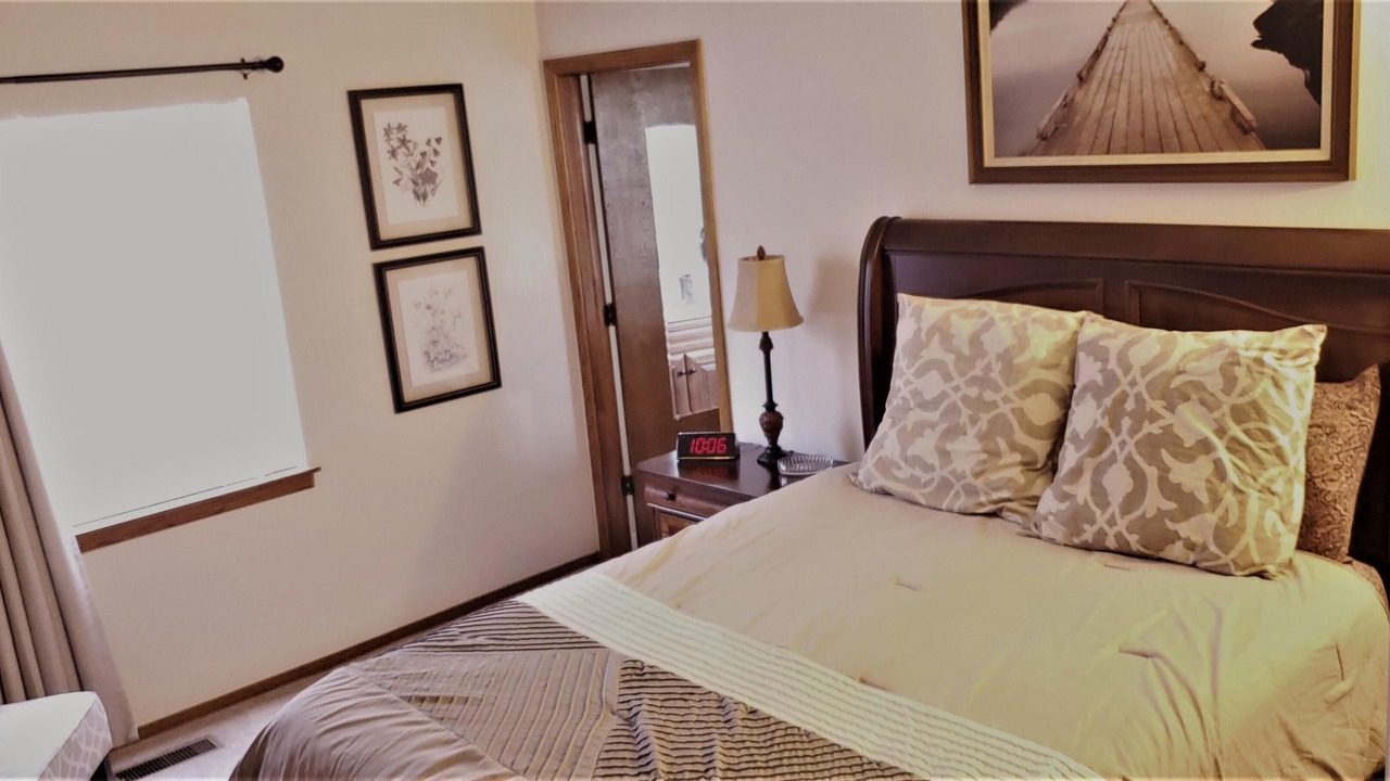 Photo of Bedroom in Holiday Island