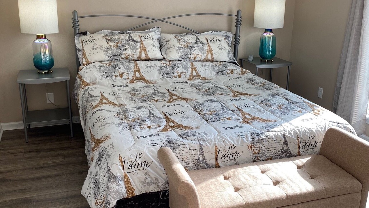Photo of Bedroom in Lake Hamilton