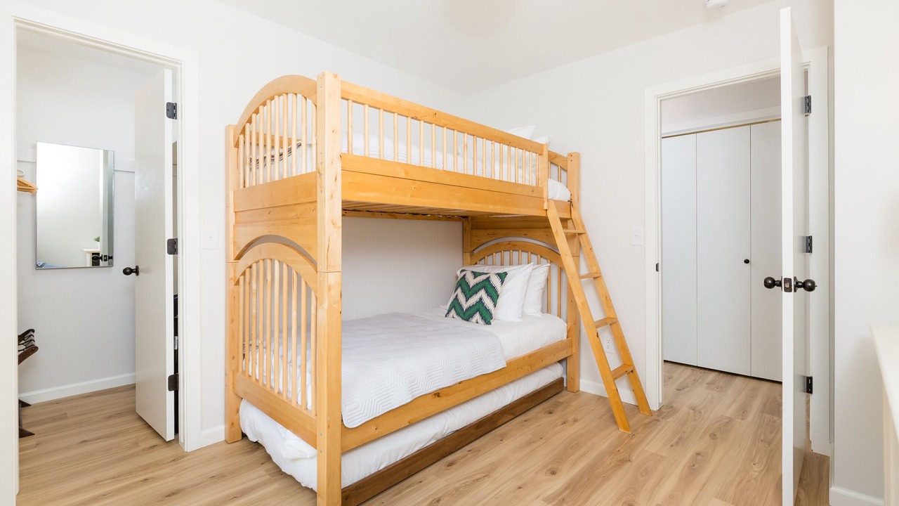 Photo of Bedroom in Springdale