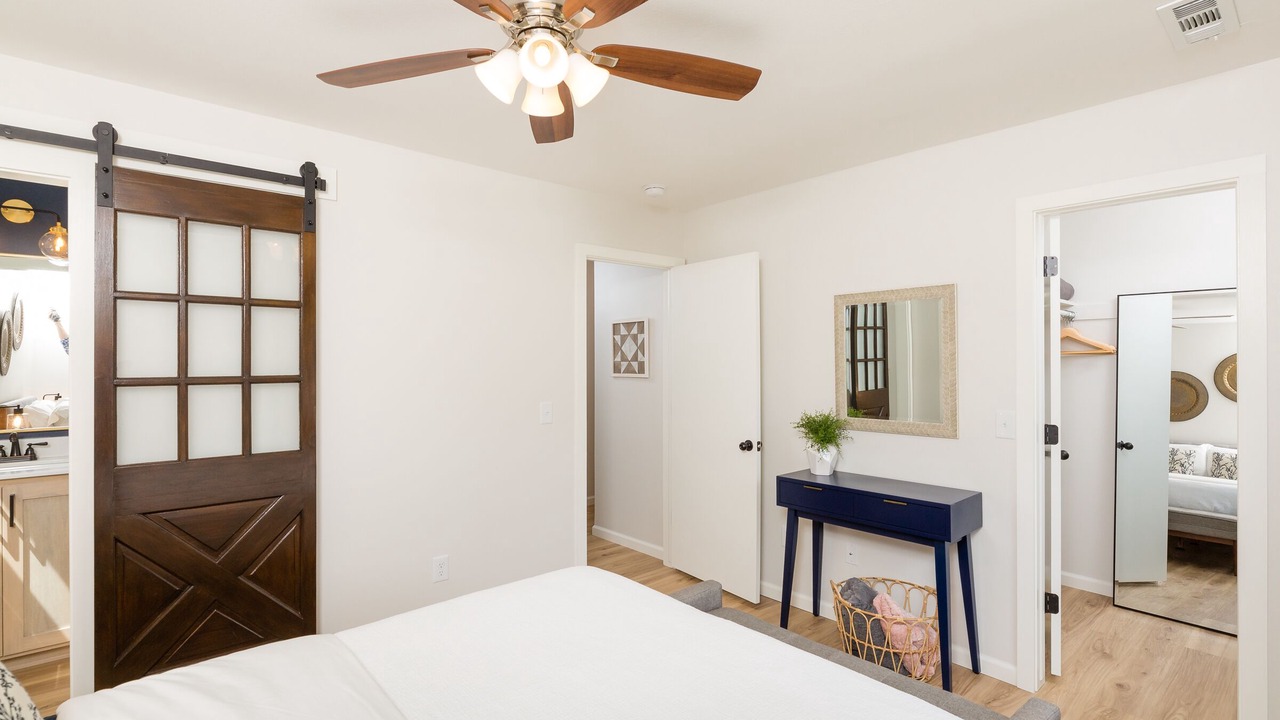 Photo of Bedroom in Springdale