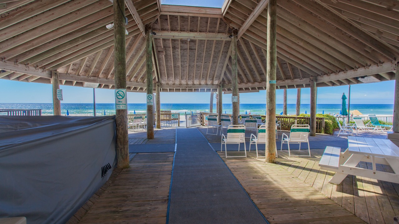 Photo of Patio Balcony in Biltmore Beach
