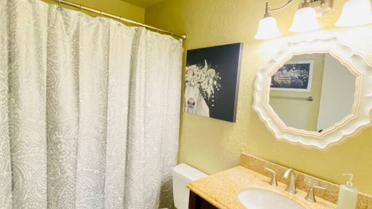 Photo of Bathroom in Holiday Island