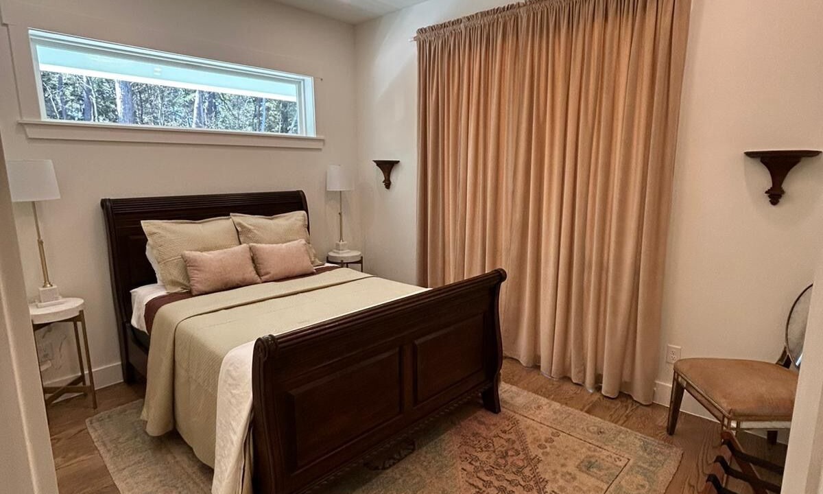 Photo of Bedroom in Mount Vernon
