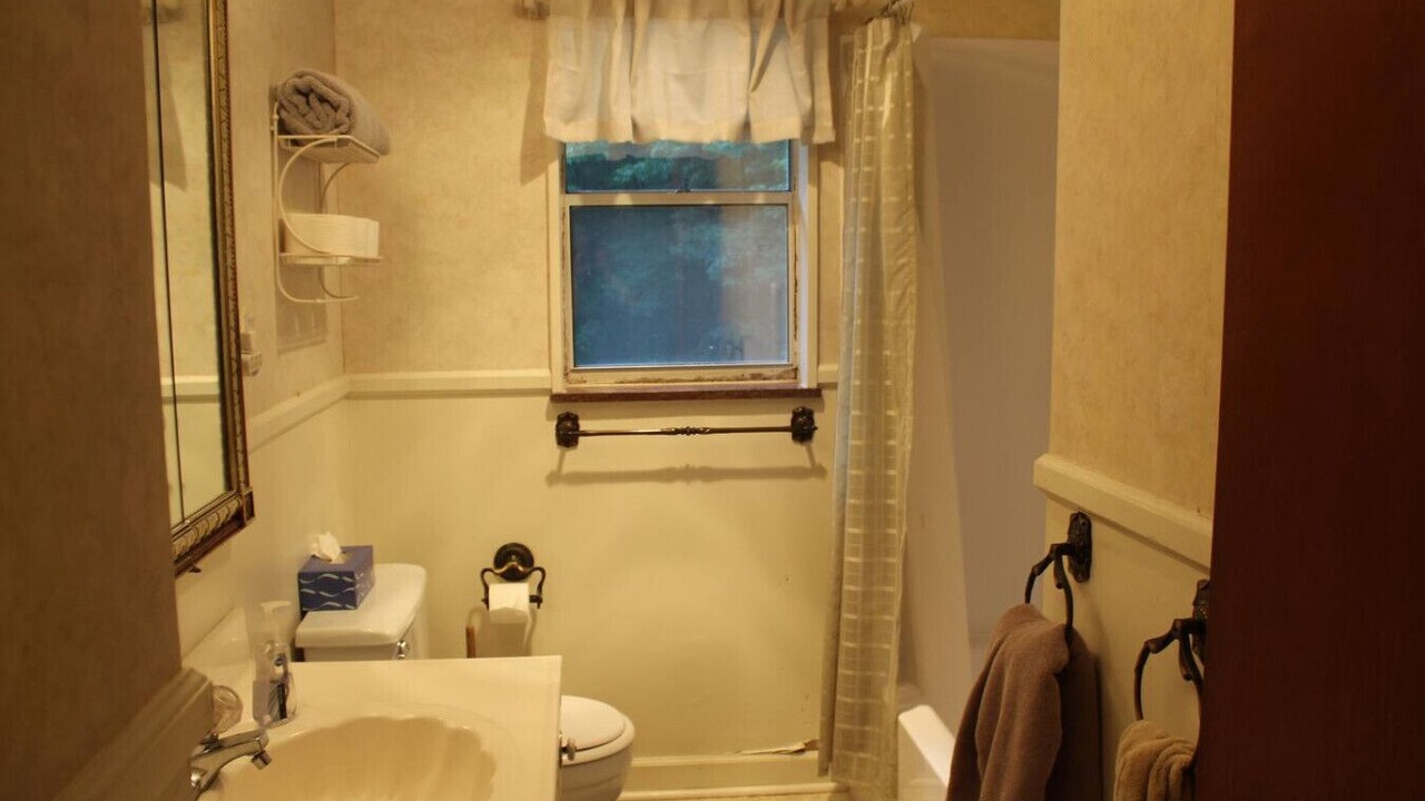 Photo of Bathroom in Harriman