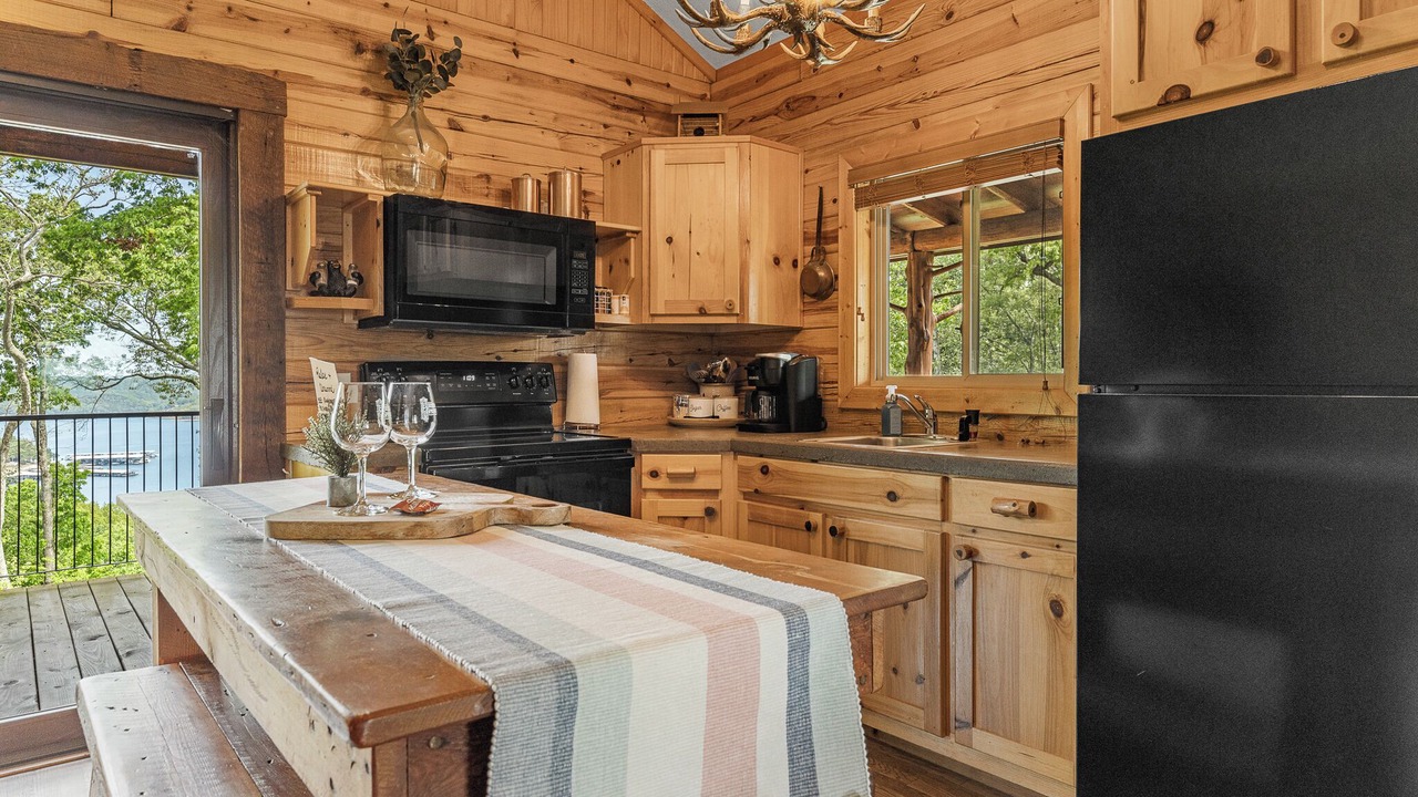 Photo of Kitchen in Sylvan Shores