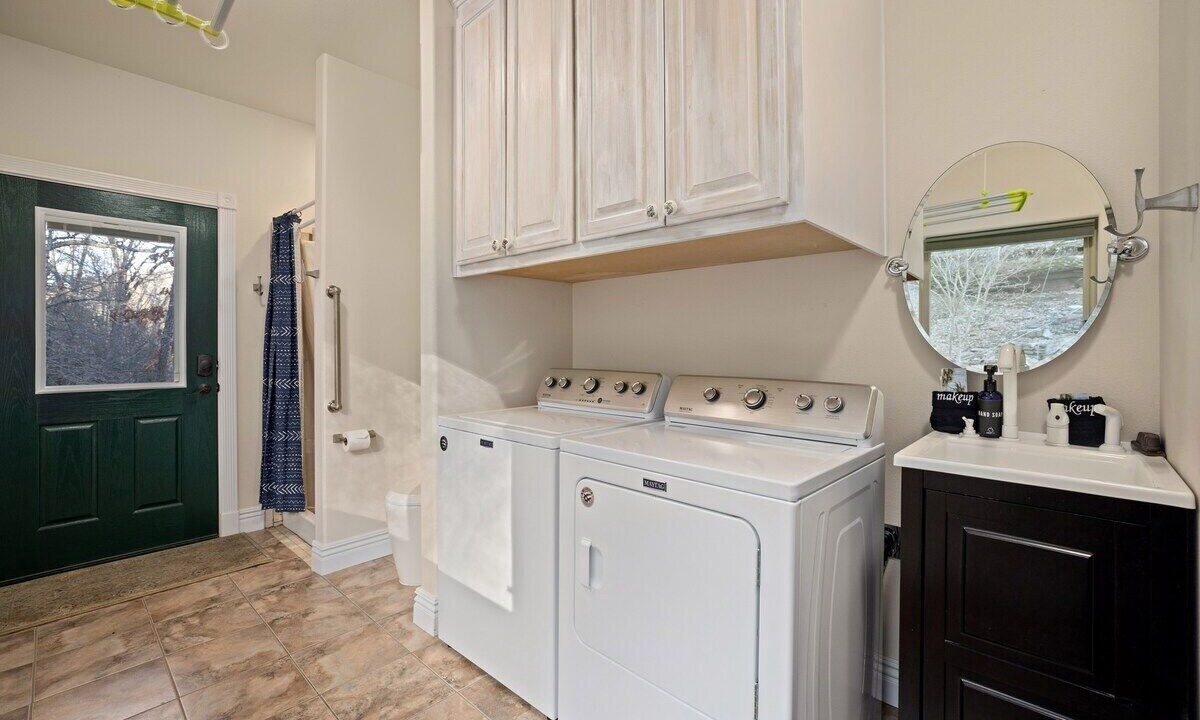 Photo of Bathroom in Sylvan Shores