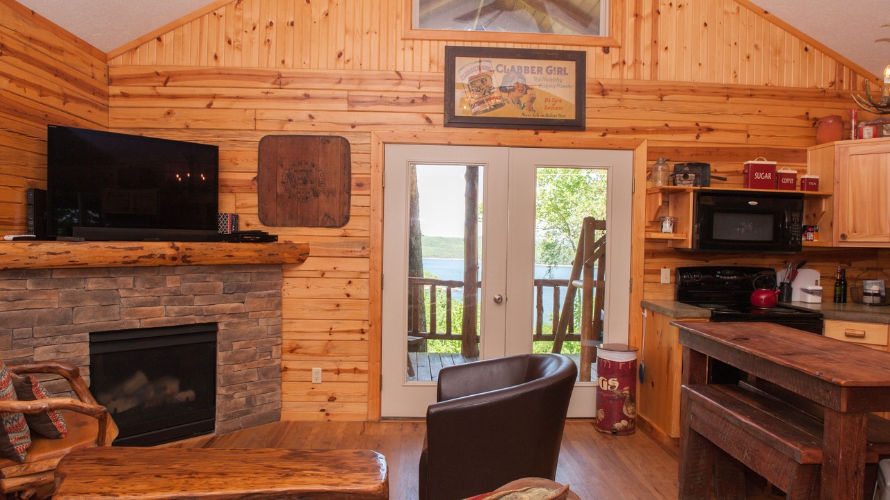Photo of Livingroom in Sylvan Shores