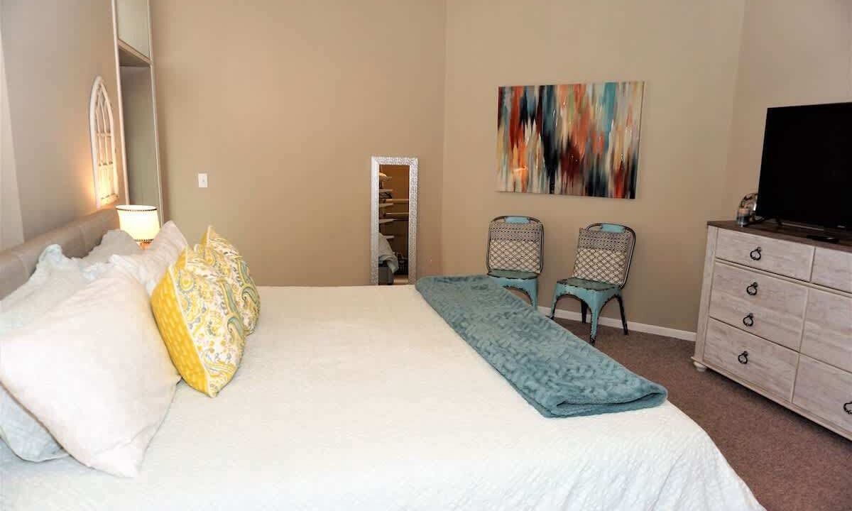 Photo of Bedroom in Historic Downtown La Crosse