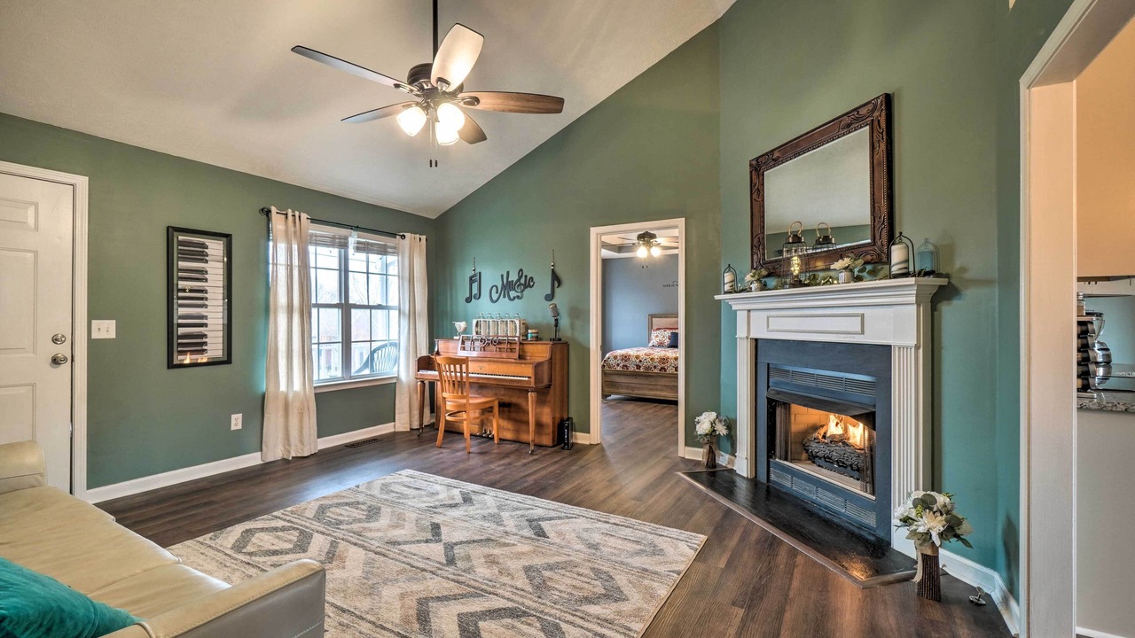 Photo of Livingroom in Mount Juliet