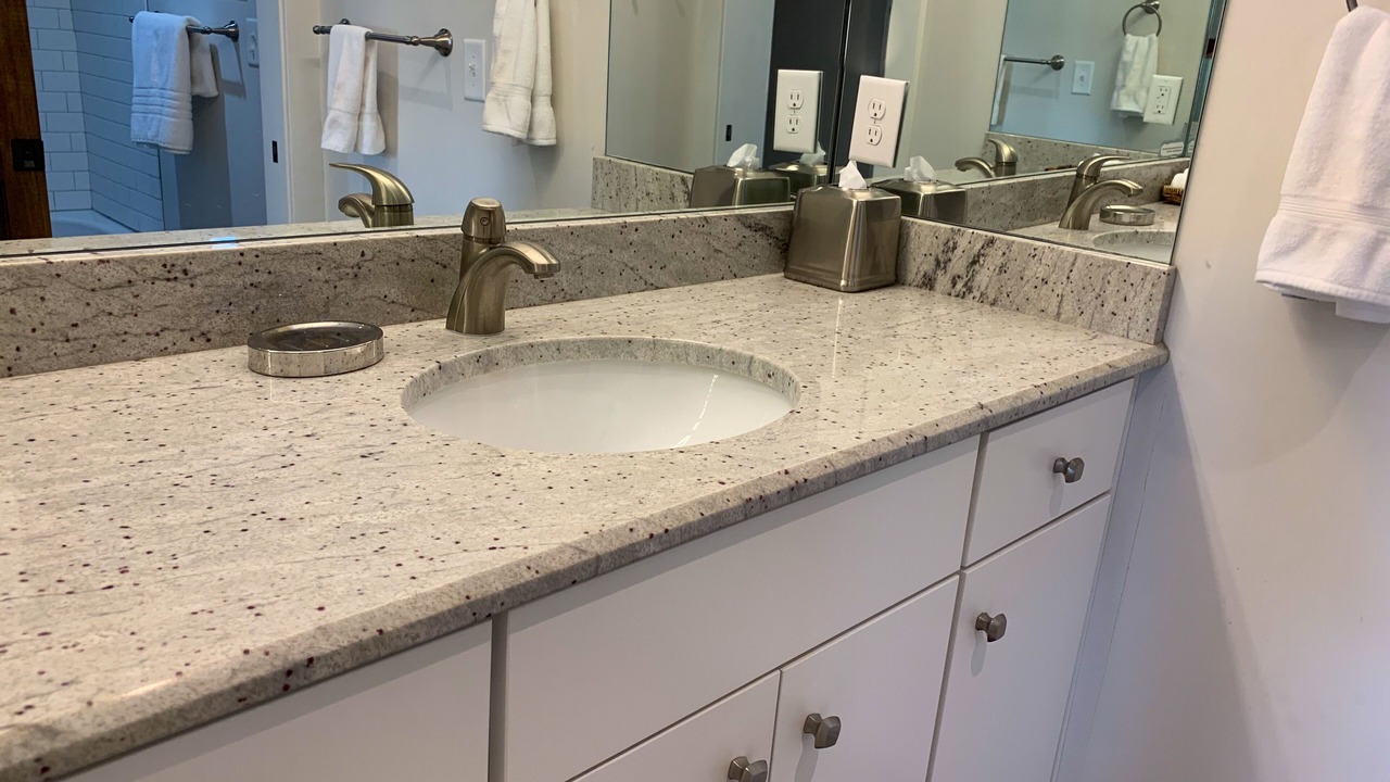 Photo of Bathroom in Lockeland Springs