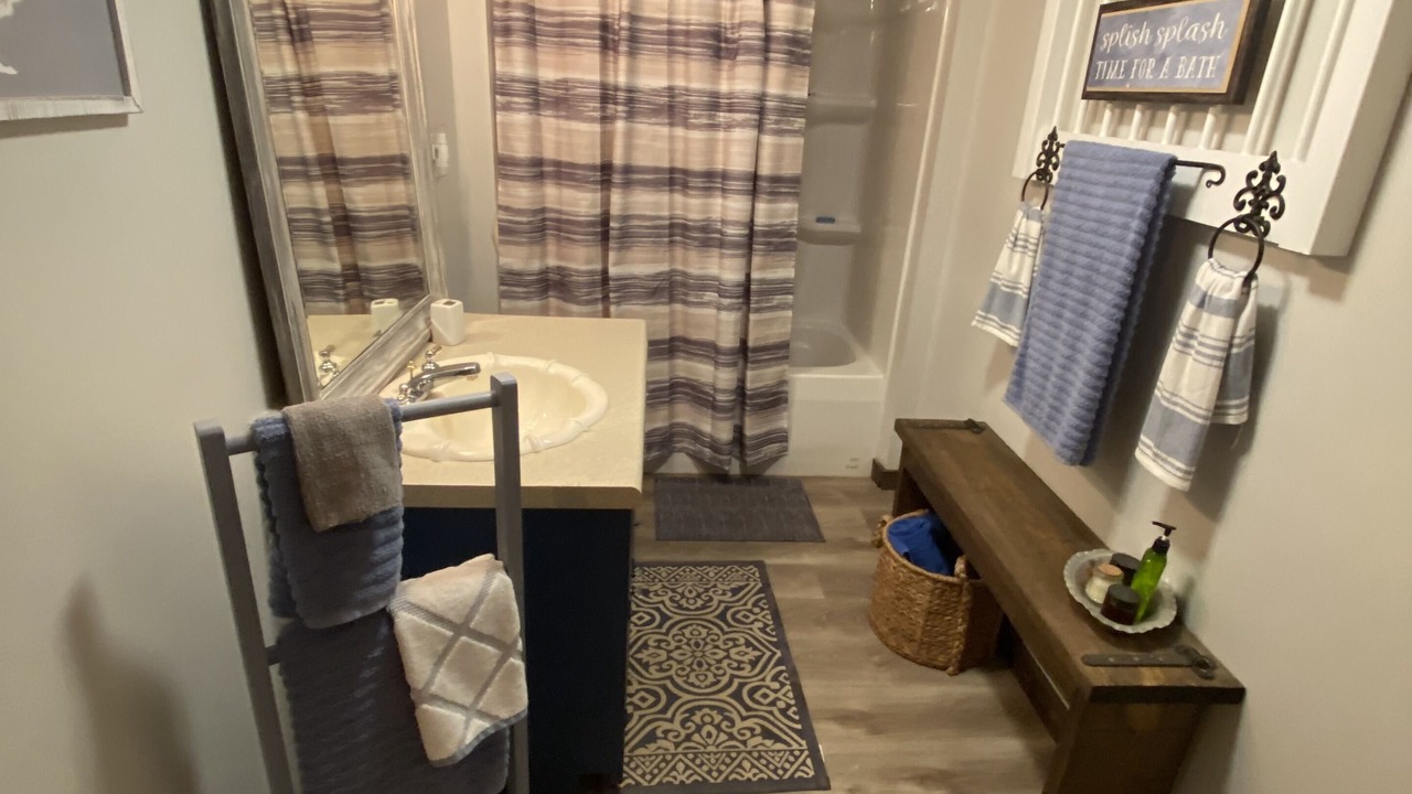 Photo of Bathroom in Ten Mile