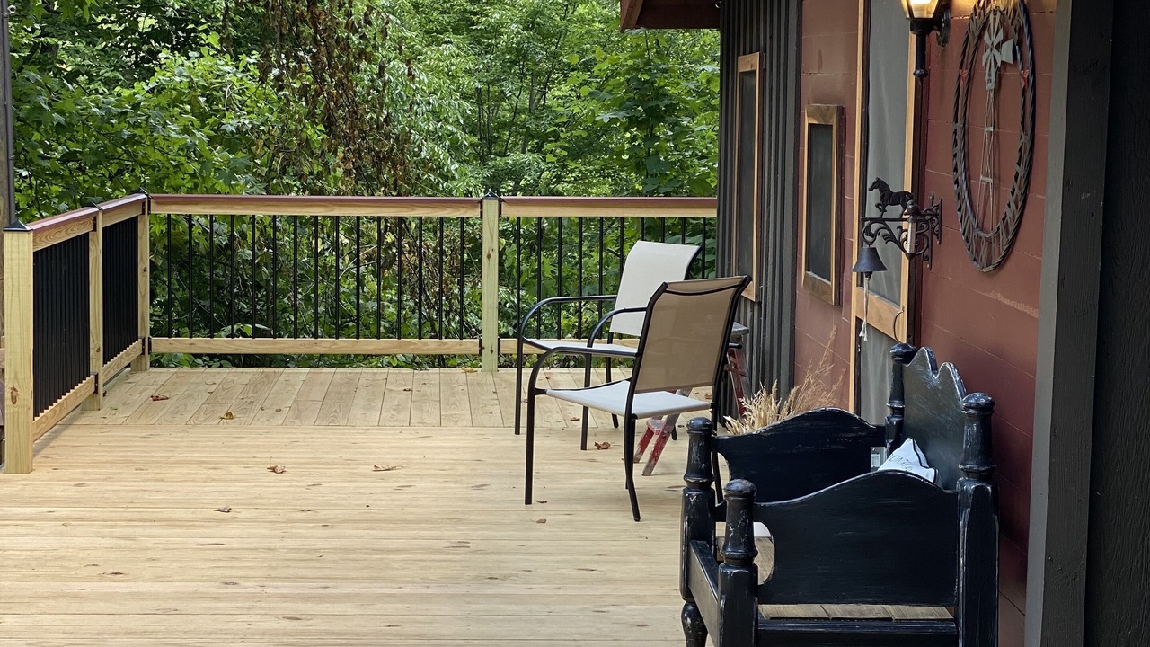 Photo of Patio Balcony in Ten Mile