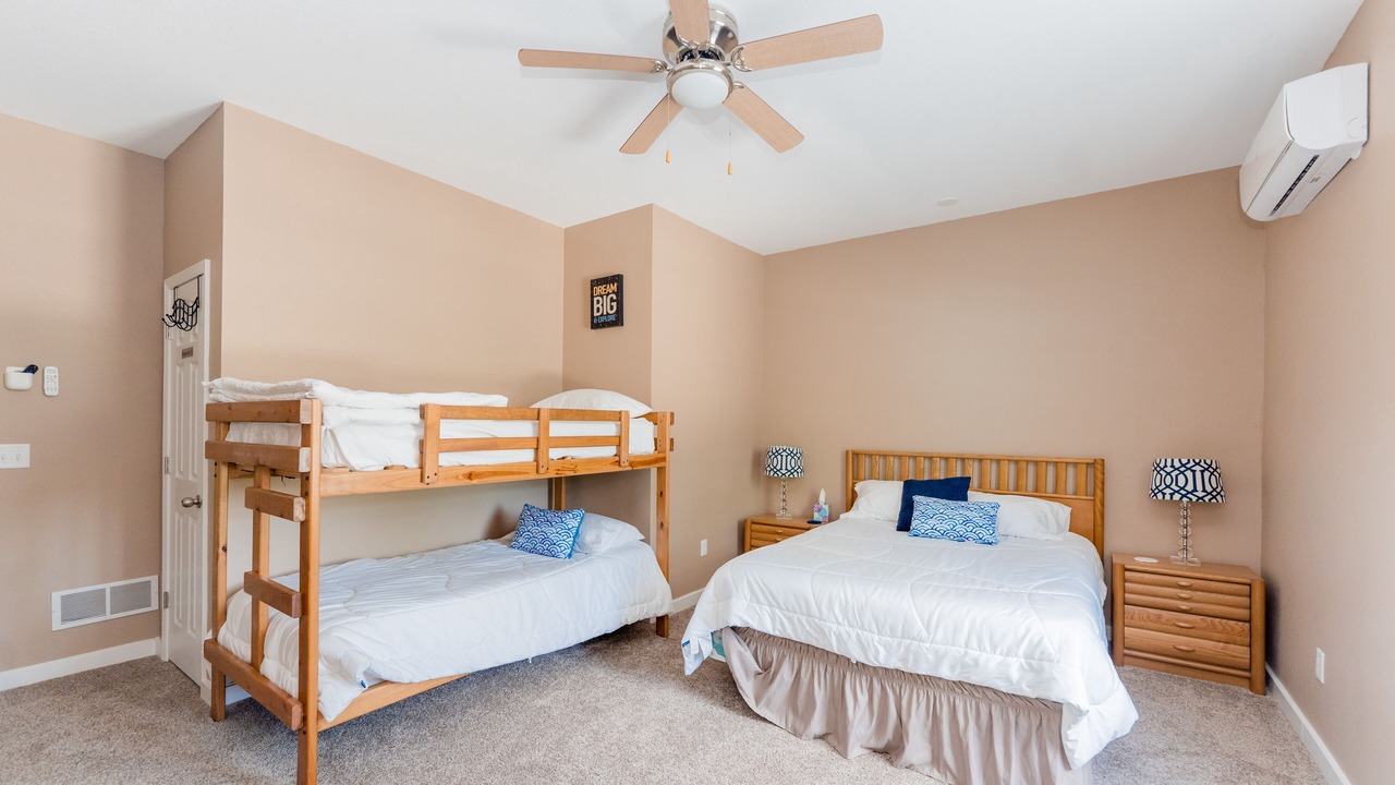 Photo of Bedroom in Lake Ozark