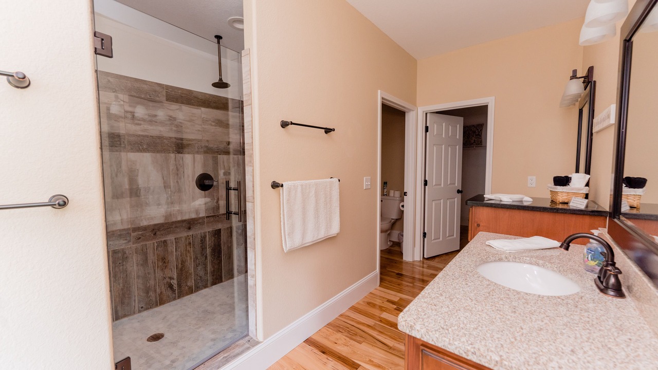 Photo of Bathroom in Lake Ozark