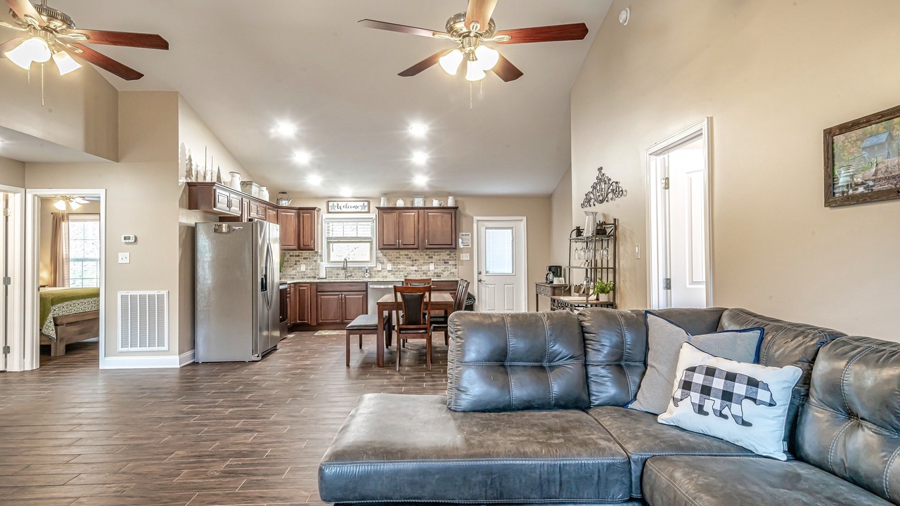 Photo of Livingroom in Maryville