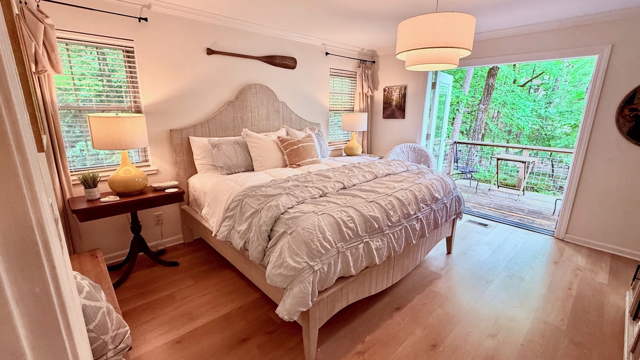 Photo of Bedroom in Hot Springs Village