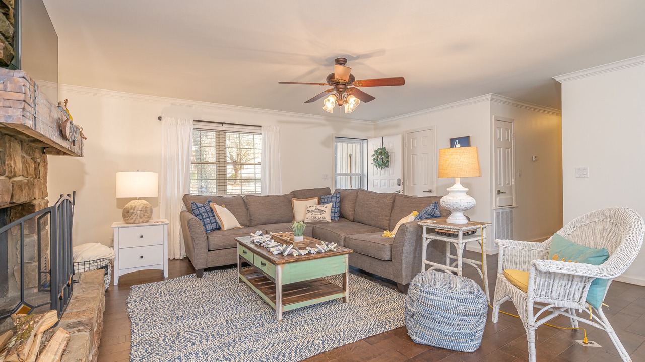 Photo of Livingroom in Hot Springs Village