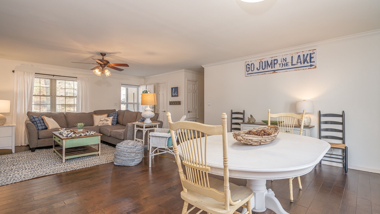 Photo of Livingroom in Hot Springs Village