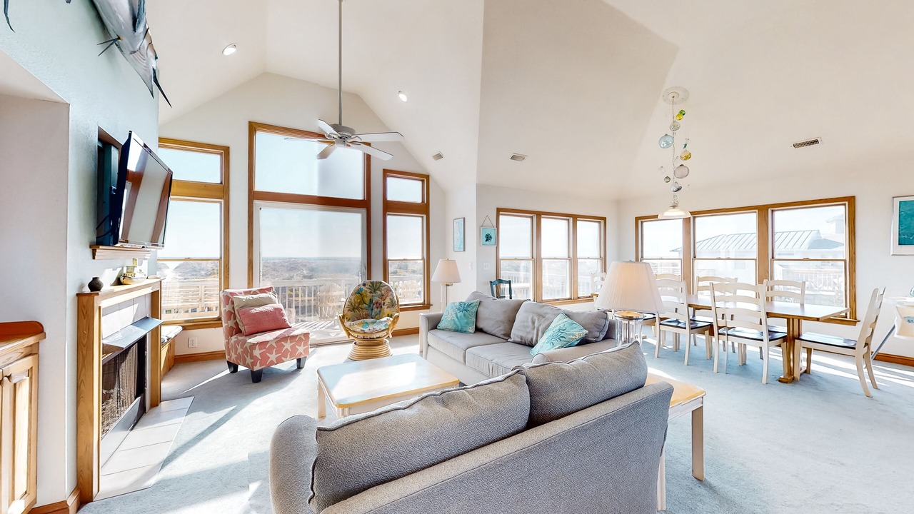 Photo of Livingroom in Ocean Isle Estates
