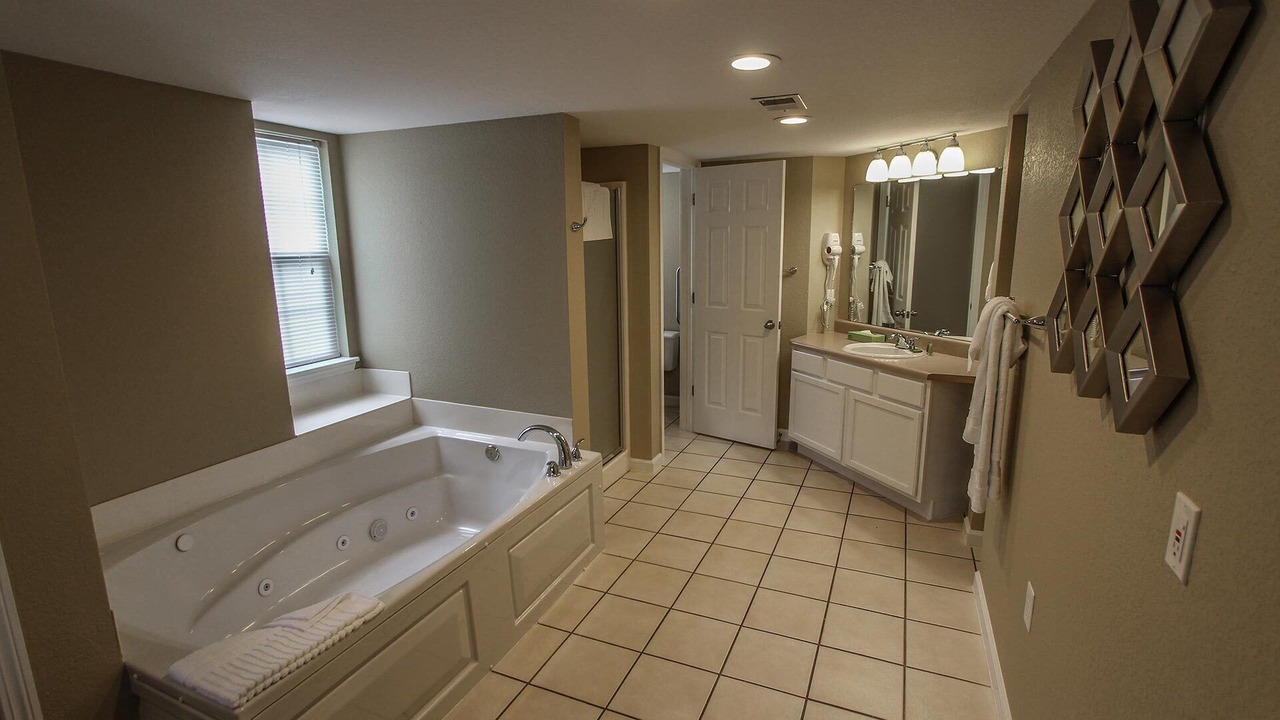 Photo of Bathroom in Branson