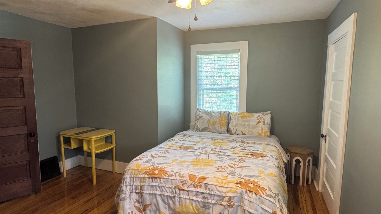 Photo of Bedroom in Rocheport