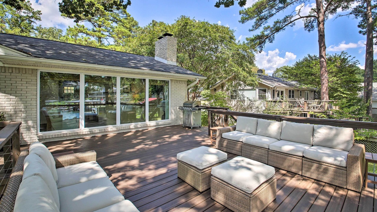 Photo of Patio Balcony in Piney
