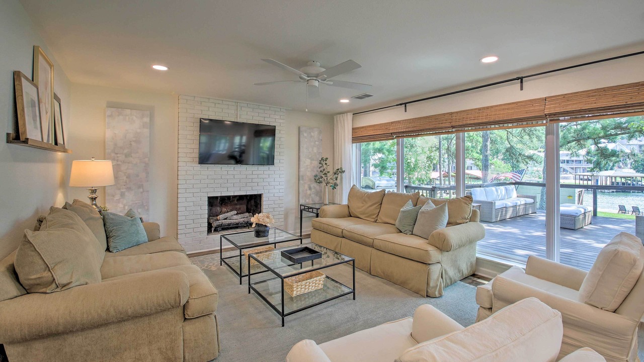 Photo of Livingroom in Piney