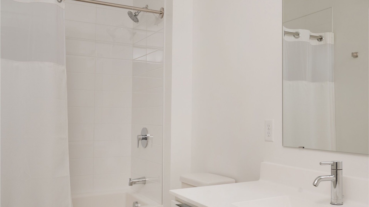 Photo of Bathroom in Warehouse District