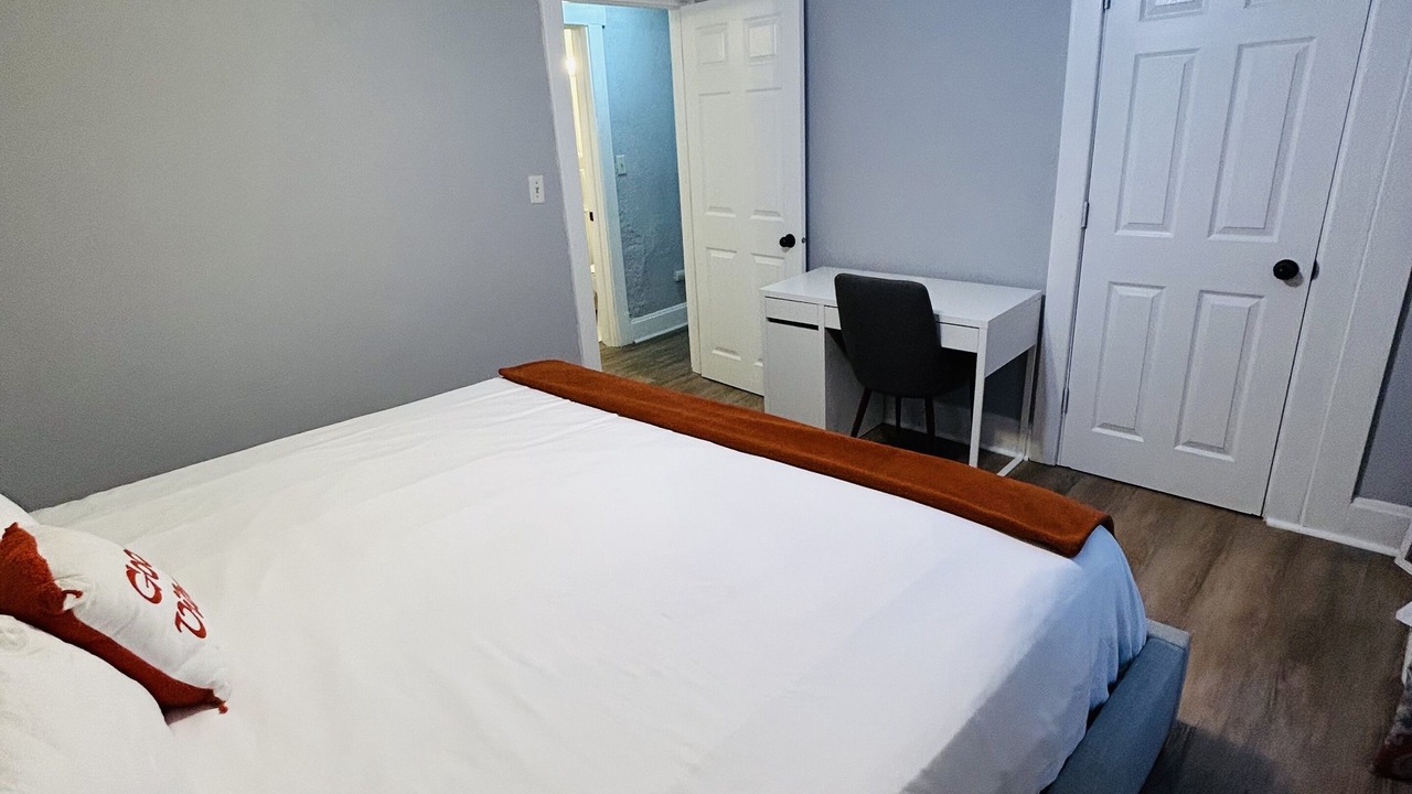 Photo of Bedroom in North End