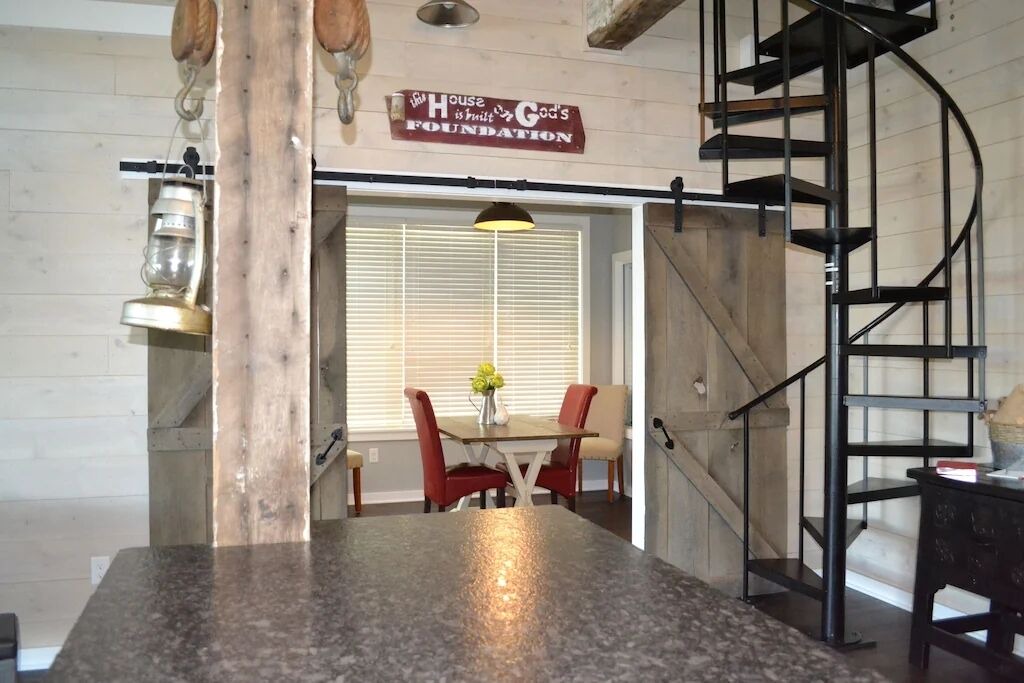 Photo of Bedroom in Piney