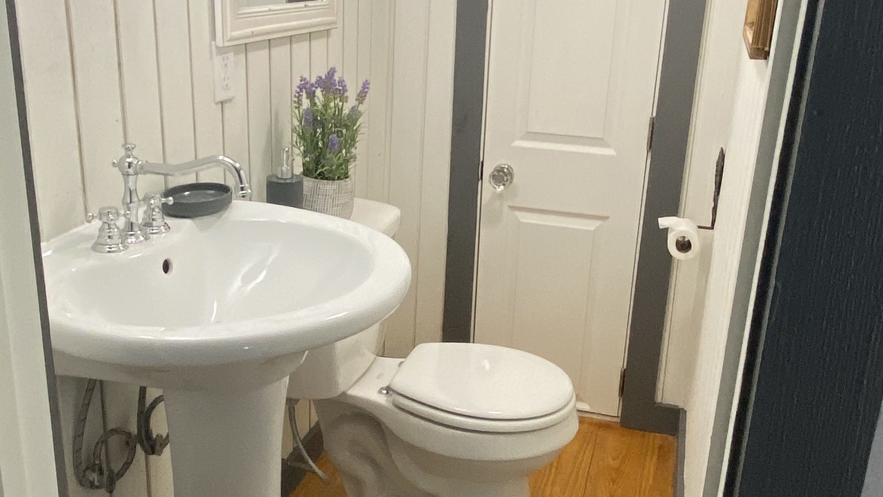 Photo of Bathroom in Maurepas