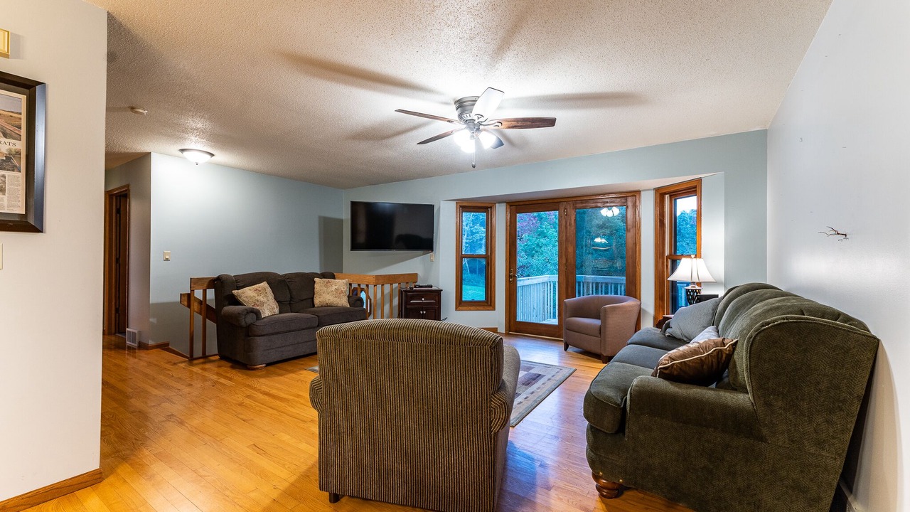Photo of Livingroom in Mather